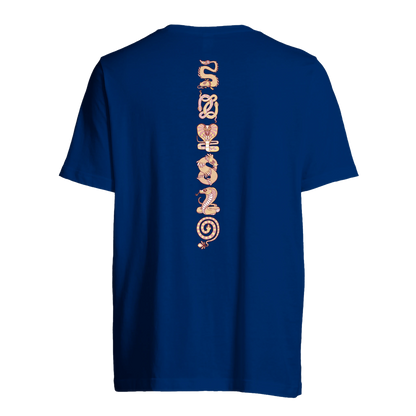 T-shirt au design d'APOU SHINY – Famille des Serpents en Totem - un jeu de cartes familial plein de malice et de stratégie - Editeur : NO ONE GAMES